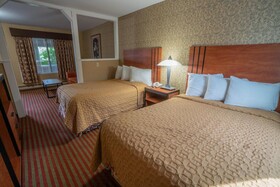 All Seasons Inn Bourne