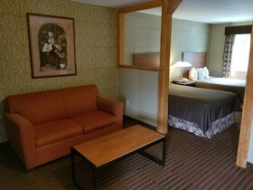 All Seasons Inn Bourne