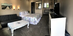 Jasper's Too Motel