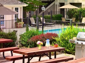 Staybridge Suites Burlington - Boston