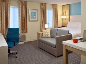 Staybridge Suites Burlington - Boston