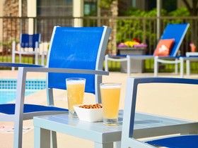 Staybridge Suites Burlington - Boston
