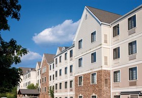 Staybridge Suites Burlington - Boston