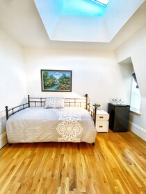 Ginkgo House