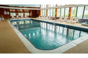 The Mariner Resort Cape Cod by The Red Collection