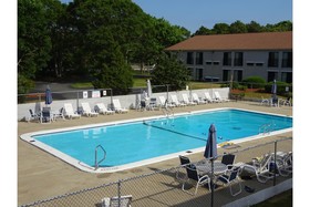 The Mariner Resort Cape Cod by The Red Collection