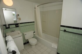 Knights Inn Centerville Cape Cod Area