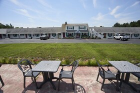Knights Inn Centerville Cape Cod Area