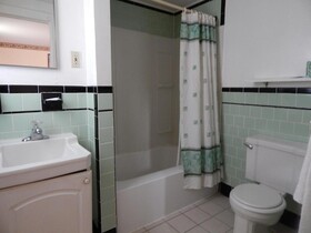 Knights Inn Centerville Cape Cod Area