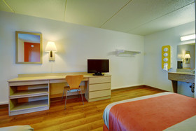 Motel 6 Springfield Chicopee