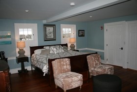 Shea's Riverside Inn & Motel
