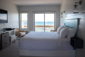 Falmouth Tides Motel