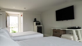 Falmouth Tides Motel