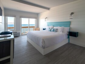 Falmouth Tides Motel