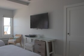 Falmouth Tides Motel