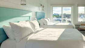 Falmouth Tides Motel