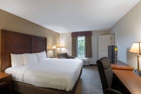 MainStay Suites Foxboro - Mansfield