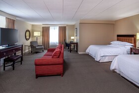 Sheraton Framingham Hotel & Conference Center
