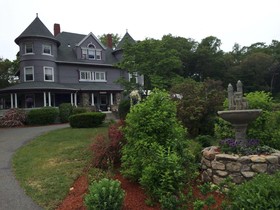 The Castle Manor Inn