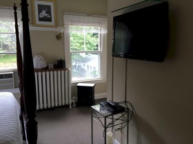 The Castle Manor Inn