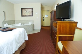 Hampton Inn Hadley Amherst Area