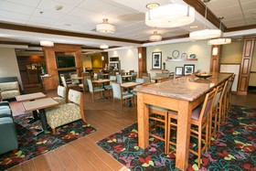 Hampton Inn Hadley Amherst Area