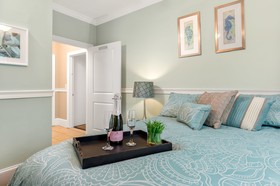 The Beacon Luxury Waterfront Inn