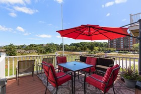 The Beacon Luxury Waterfront Inn