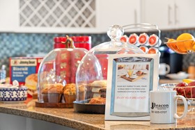 The Beacon Luxury Waterfront Inn
