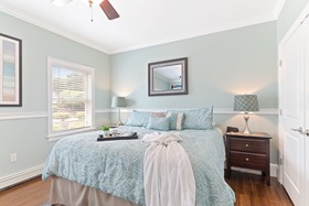 The Beacon Luxury Waterfront Inn