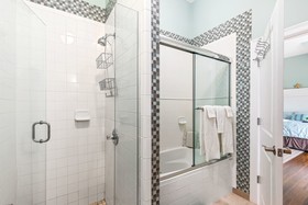 The Beacon Luxury Waterfront Inn