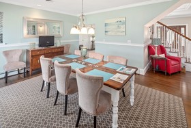 The Beacon Luxury Waterfront Inn
