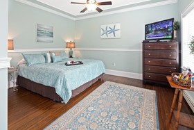 The Beacon Luxury Waterfront Inn