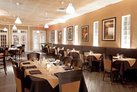 DoubleTree by Hilton Hotel Cape Cod - Hyannis