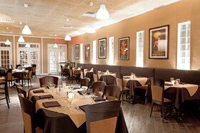 DoubleTree by Hilton Hotel Cape Cod - Hyannis