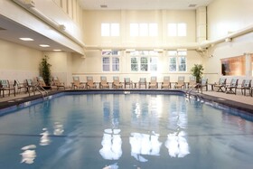 DoubleTree by Hilton Hotel Cape Cod - Hyannis