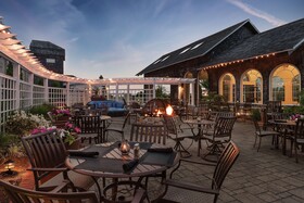 DoubleTree by Hilton Hotel Cape Cod - Hyannis