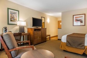 Black Swan Inn Lee-Lenox - An Ascend Hotel Collection Hotel