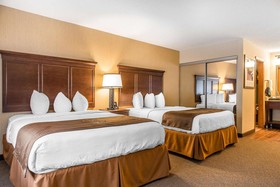 Black Swan Inn Lee-Lenox - An Ascend Hotel Collection Hotel