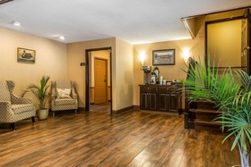 Black Swan Inn Lee-Lenox - An Ascend Hotel Collection Hotel