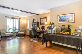 Black Swan Inn Lee-Lenox - An Ascend Hotel Collection Hotel