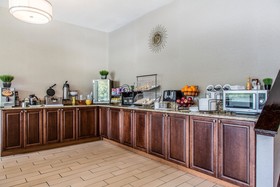 Black Swan Inn Lee-Lenox - An Ascend Hotel Collection Hotel
