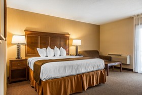 Black Swan Inn Lee-Lenox - An Ascend Hotel Collection Hotel