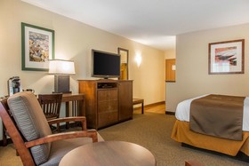 Black Swan Inn Lee-Lenox - An Ascend Hotel Collection Hotel