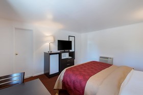Econo Lodge Lee - Great Barrington
