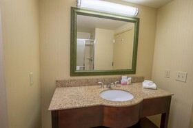Hampton Inn & Suites Berkshires Lenox
