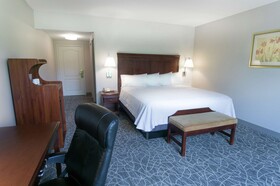 Hampton Inn & Suites Berkshires Lenox
