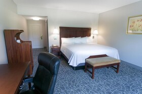 Hampton Inn & Suites Berkshires Lenox