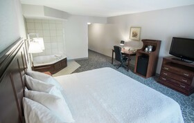 Hampton Inn & Suites Berkshires Lenox