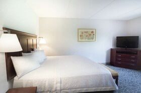 Hampton Inn & Suites Berkshires Lenox
